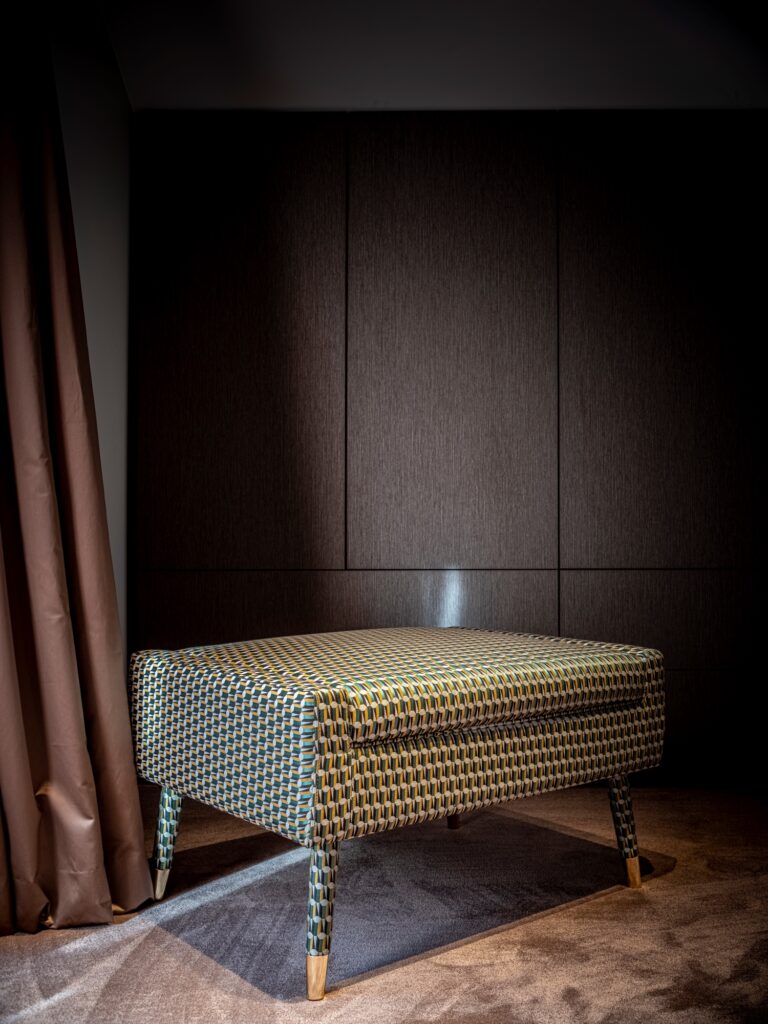 product Kast uitgevoerd in FA84 Reflex