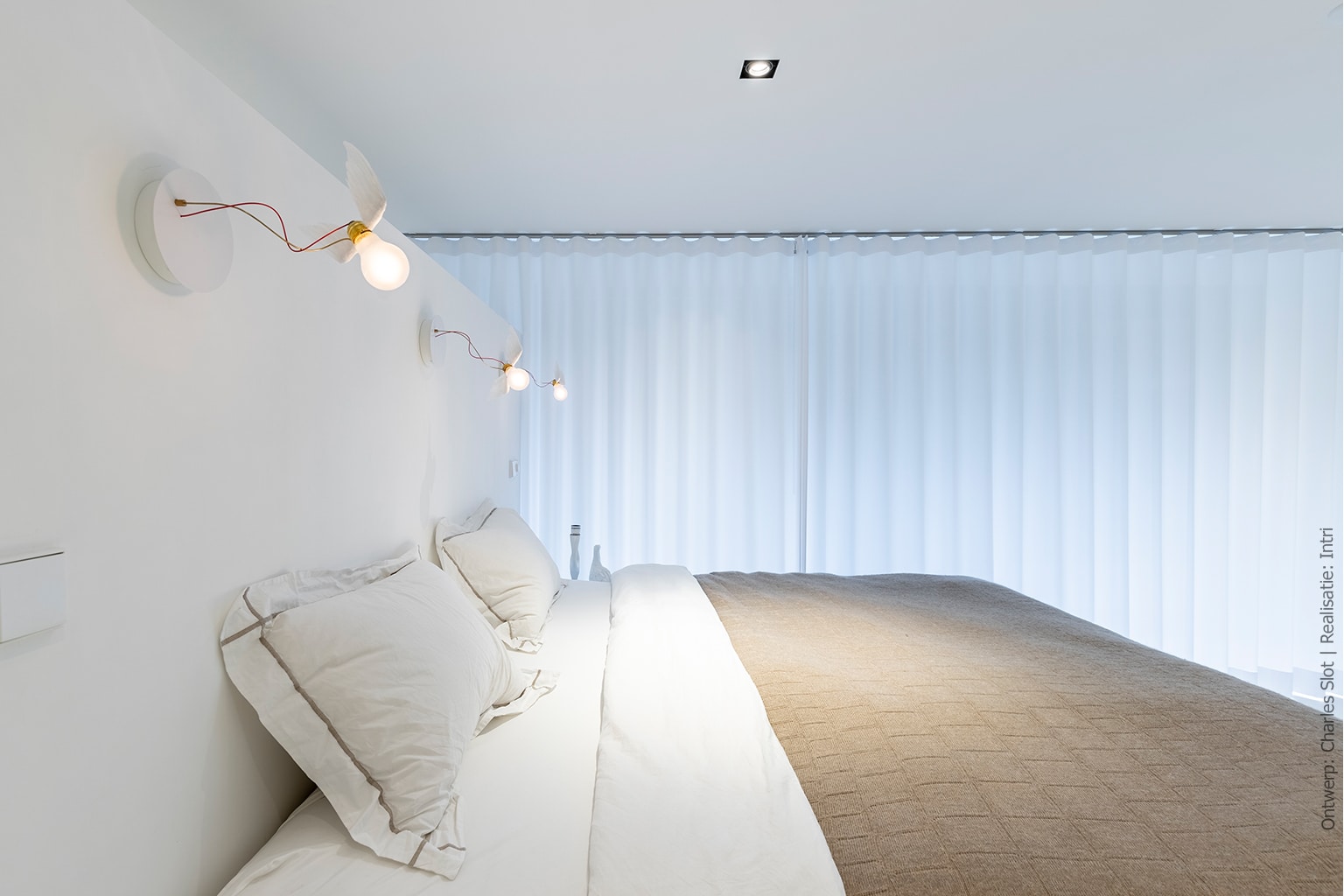 Moderne mat witte bedombouw in Bergen