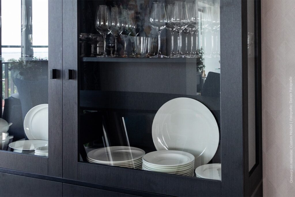 product Vitrinekast U129 Reflex