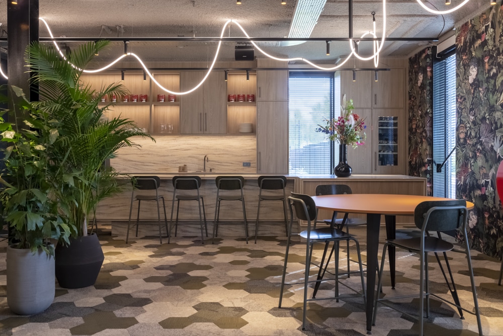 Keuken in de DecoLounge met lichtslinger