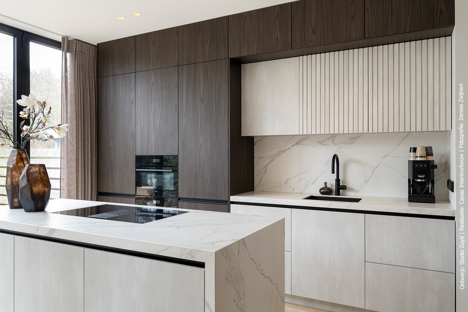 Verfijnd keukenontwerp met stijlvolle cementlook