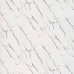 Decoratief plaatmateriaal wit marmer met lichtgrijze aders - hele plaatafbeelding