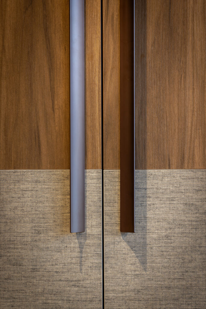 product Kast van LS65 Ceppo in combinatie met FD33 Alpaca, te vinden in showroom Deventer