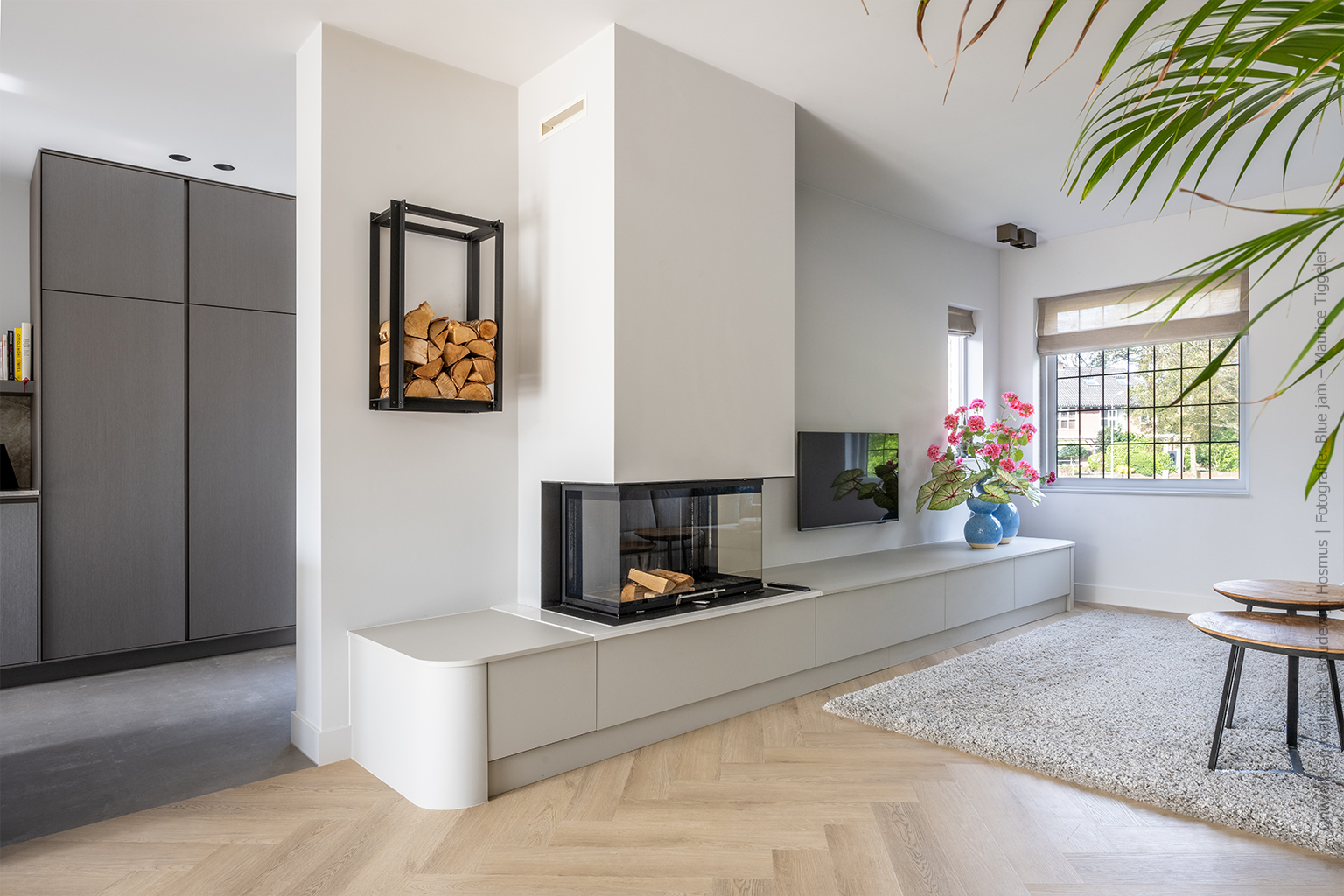 Maatwerk haardmeubel met het naturelkleurige decor UB19 Talco