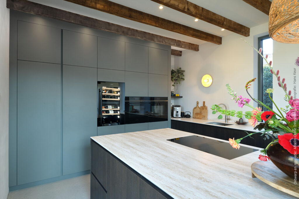 product UB21 Ovatta - Hoge keukenkasten