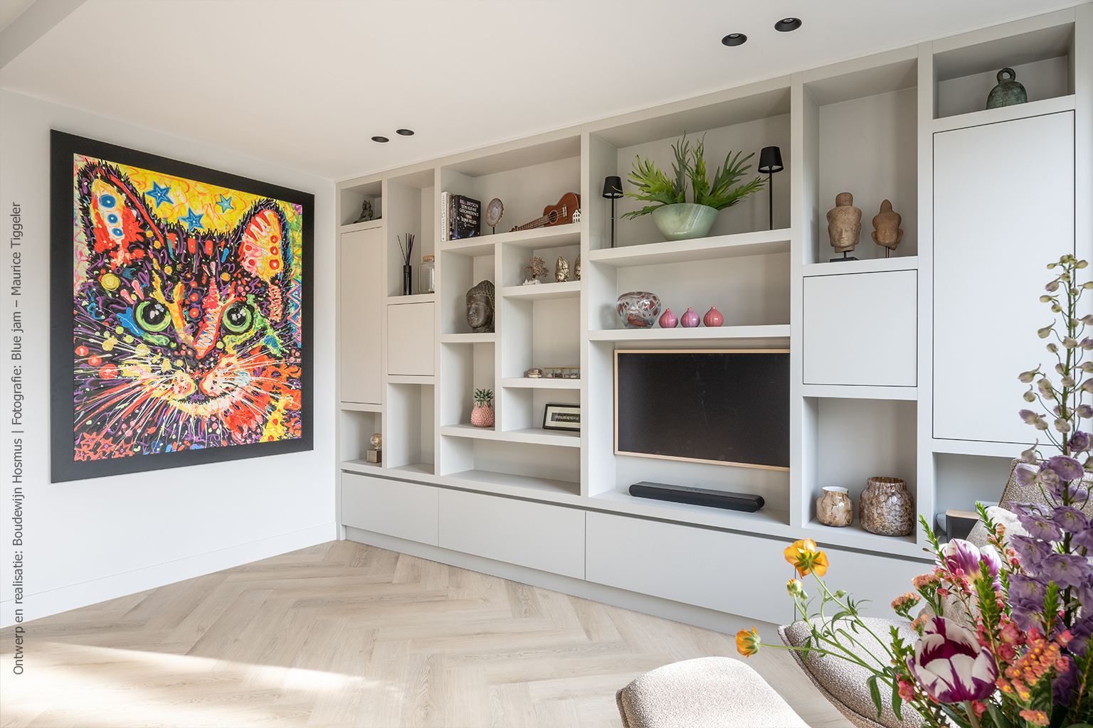 Moderne wandkast in ultramatte natureltint