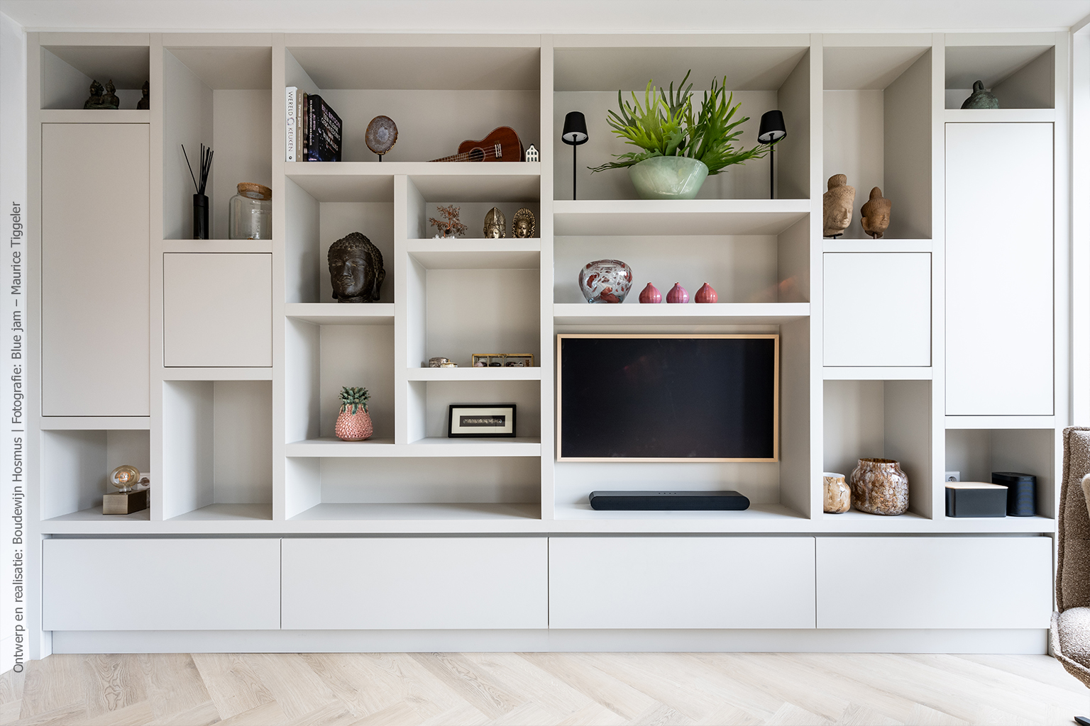 Maatwerk wandkast met het naturelkleurige decor UB19 Talco